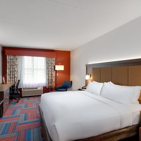 Holiday Inn Express Cambridge By Ihg מראה חיצוני תמונה