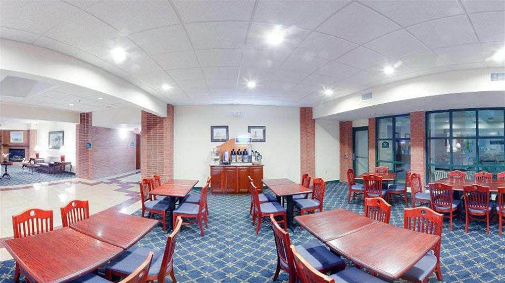 Holiday Inn Express Cambridge By Ihg מראה חיצוני תמונה