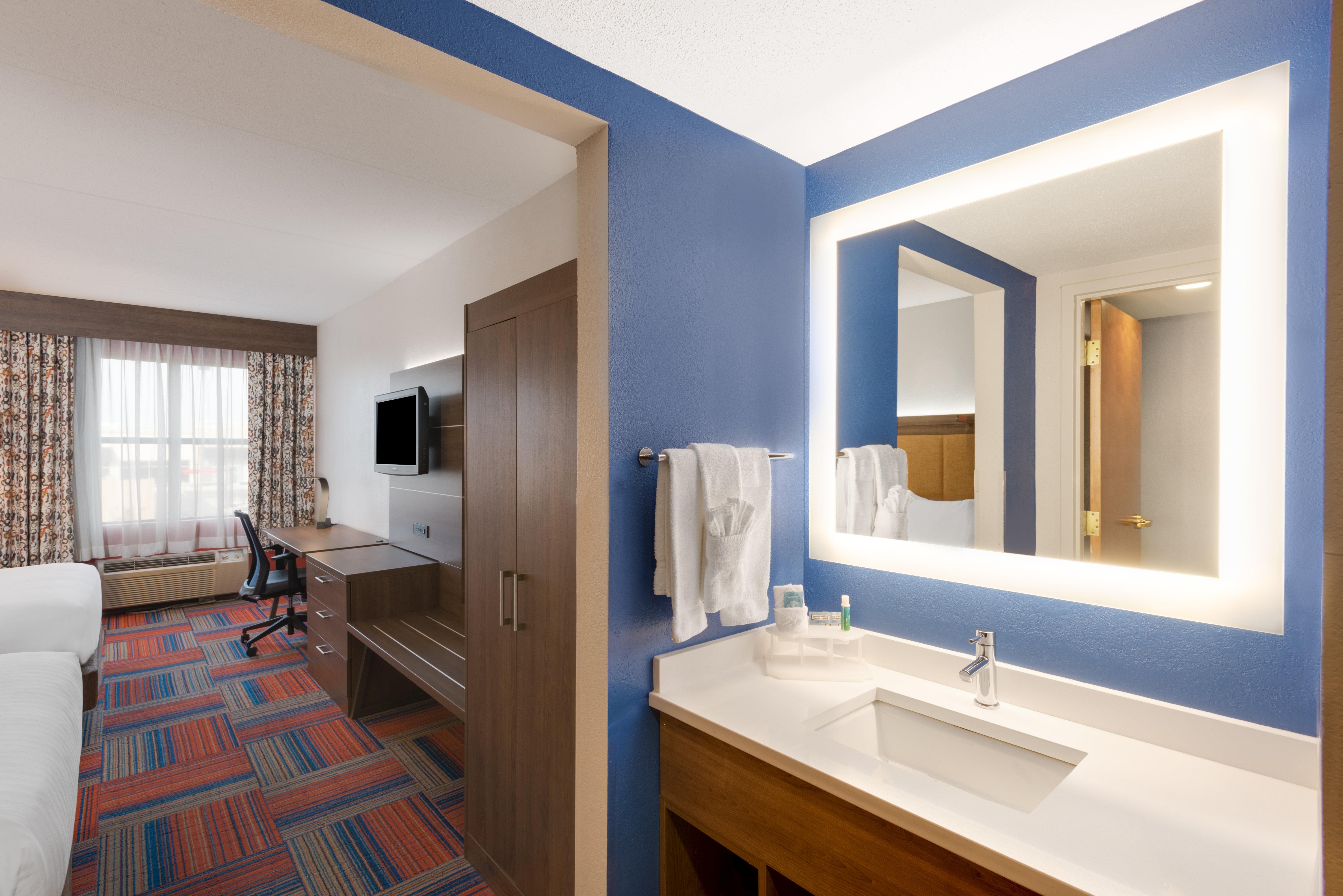 Holiday Inn Express Cambridge By Ihg מראה חיצוני תמונה