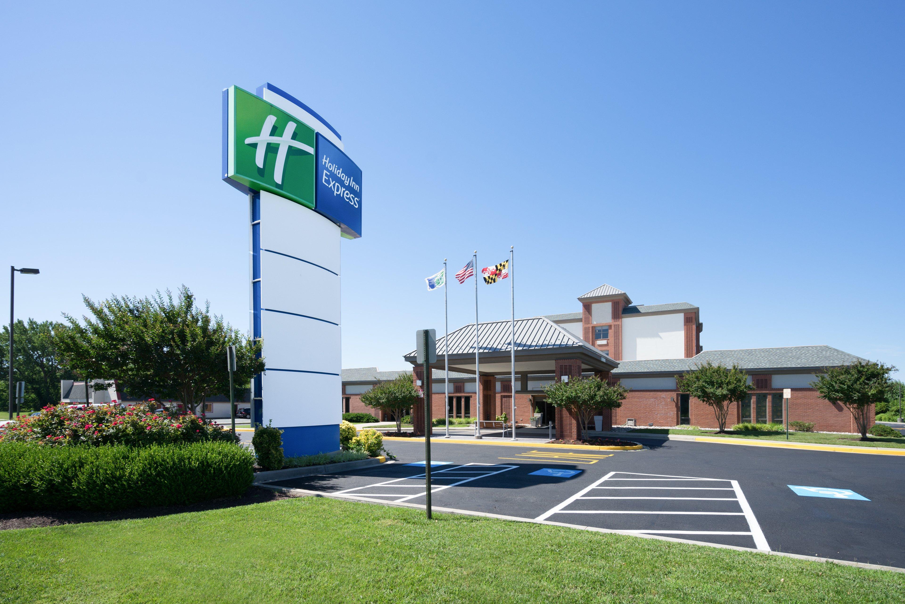 Holiday Inn Express Cambridge By Ihg מראה חיצוני תמונה