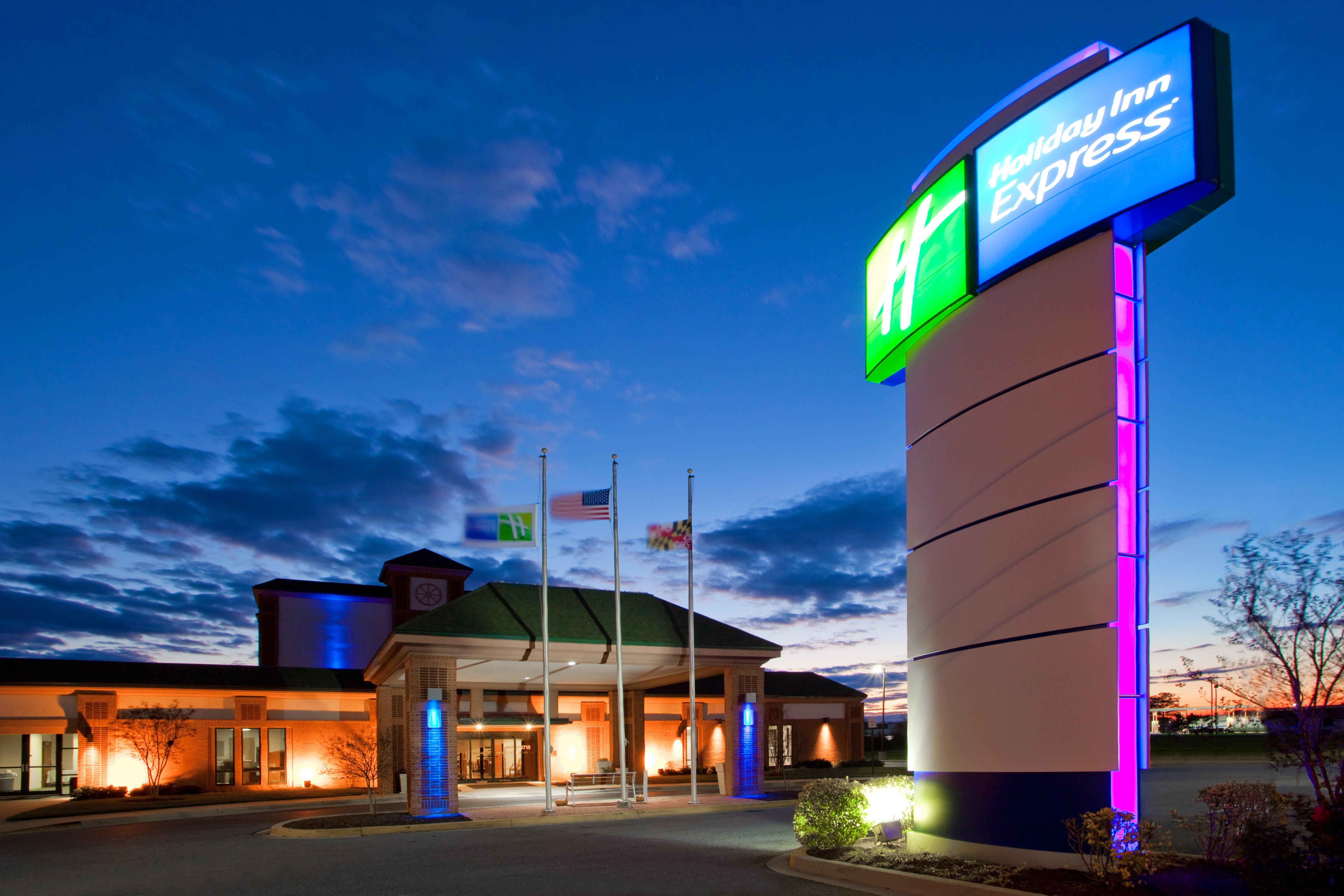 Holiday Inn Express Cambridge By Ihg מראה חיצוני תמונה